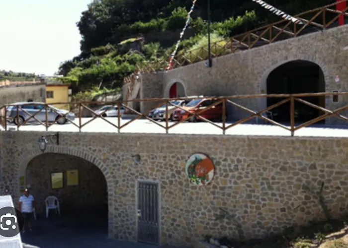 Lemons CoastBed and Breakfast